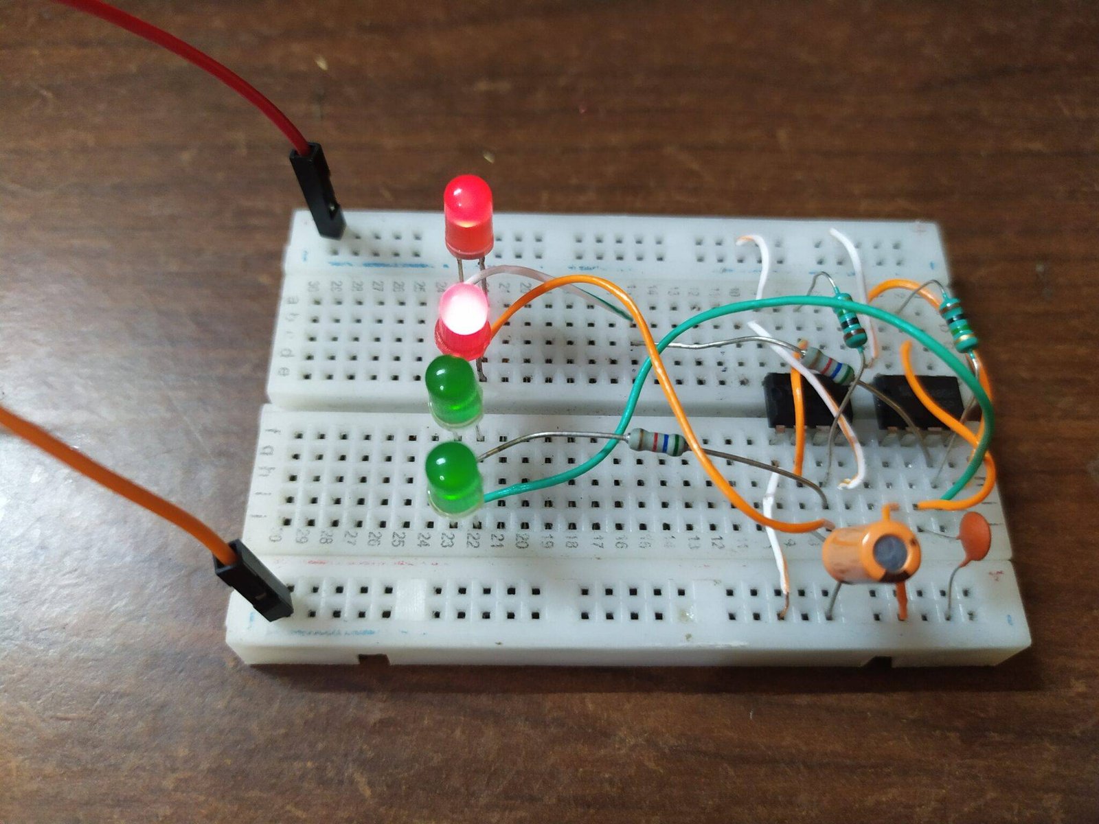 555 Timer LED Flasher | LED Flasher 555 Timer IC