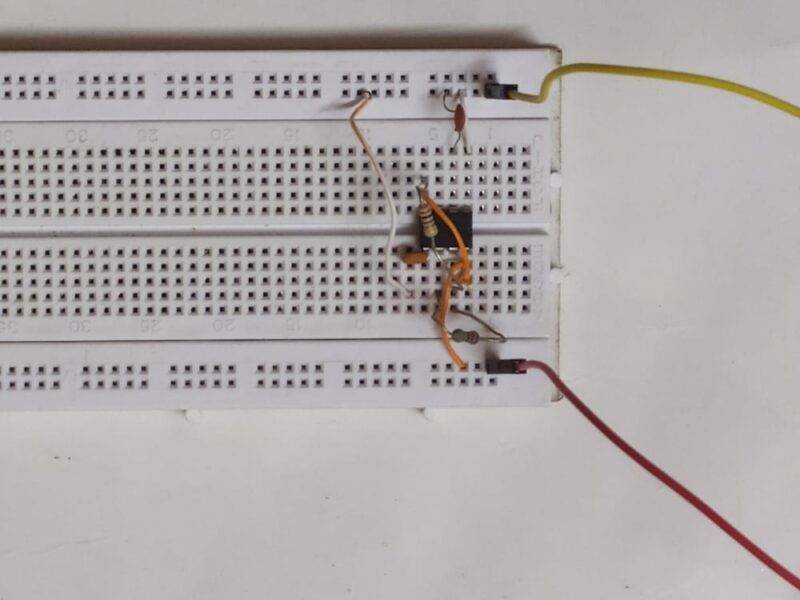 555 oscillator 