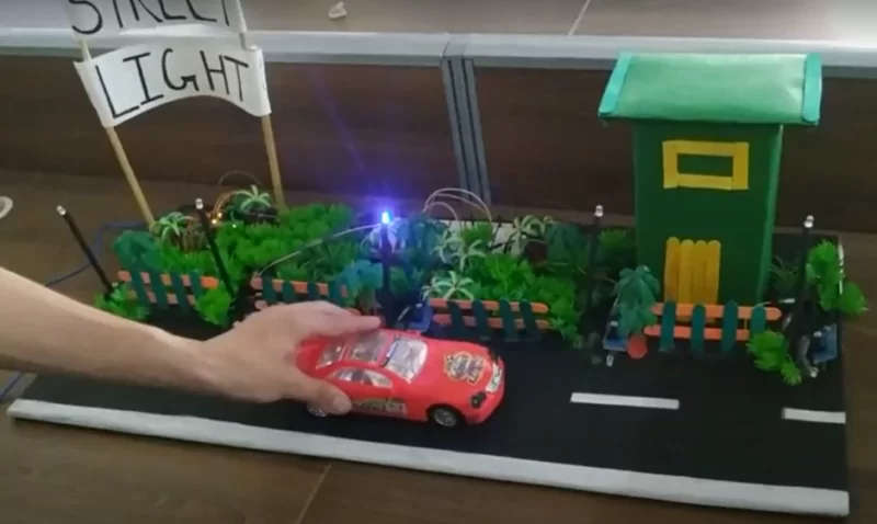 Automatic Street light